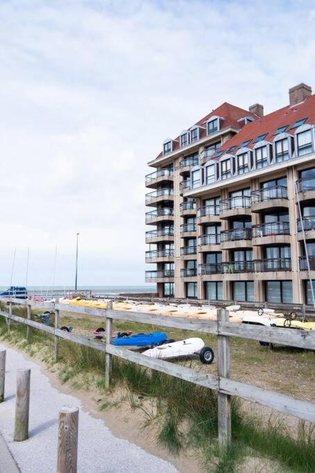 White & Sea, Face A La Mer Bray-Dunes Exterior photo